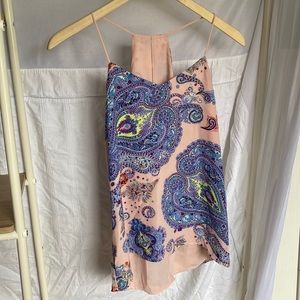Women’s Sleeveless Blouse